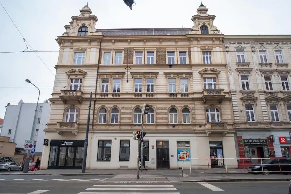 Helen Homestay Prague Palmovka Exterior foto